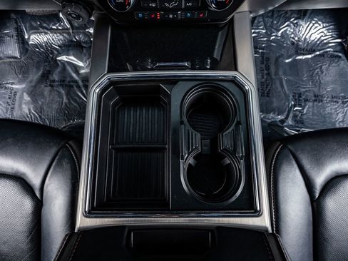 Used 2021 Ford F350 Platinum image 24