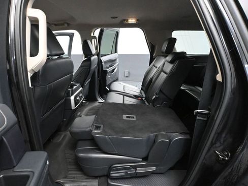 Used 2024 Ford Expedition Max XLT AWD/4WD image 40