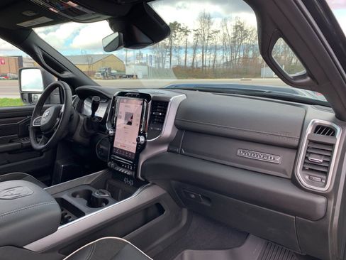 Used 2025 RAM 3500 Laramie w/ Night Edition image 17