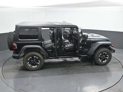 Used 2024 Jeep Wrangler Unlimited Rubicon 4xe w/ Technology Group AWD/4WD image 49