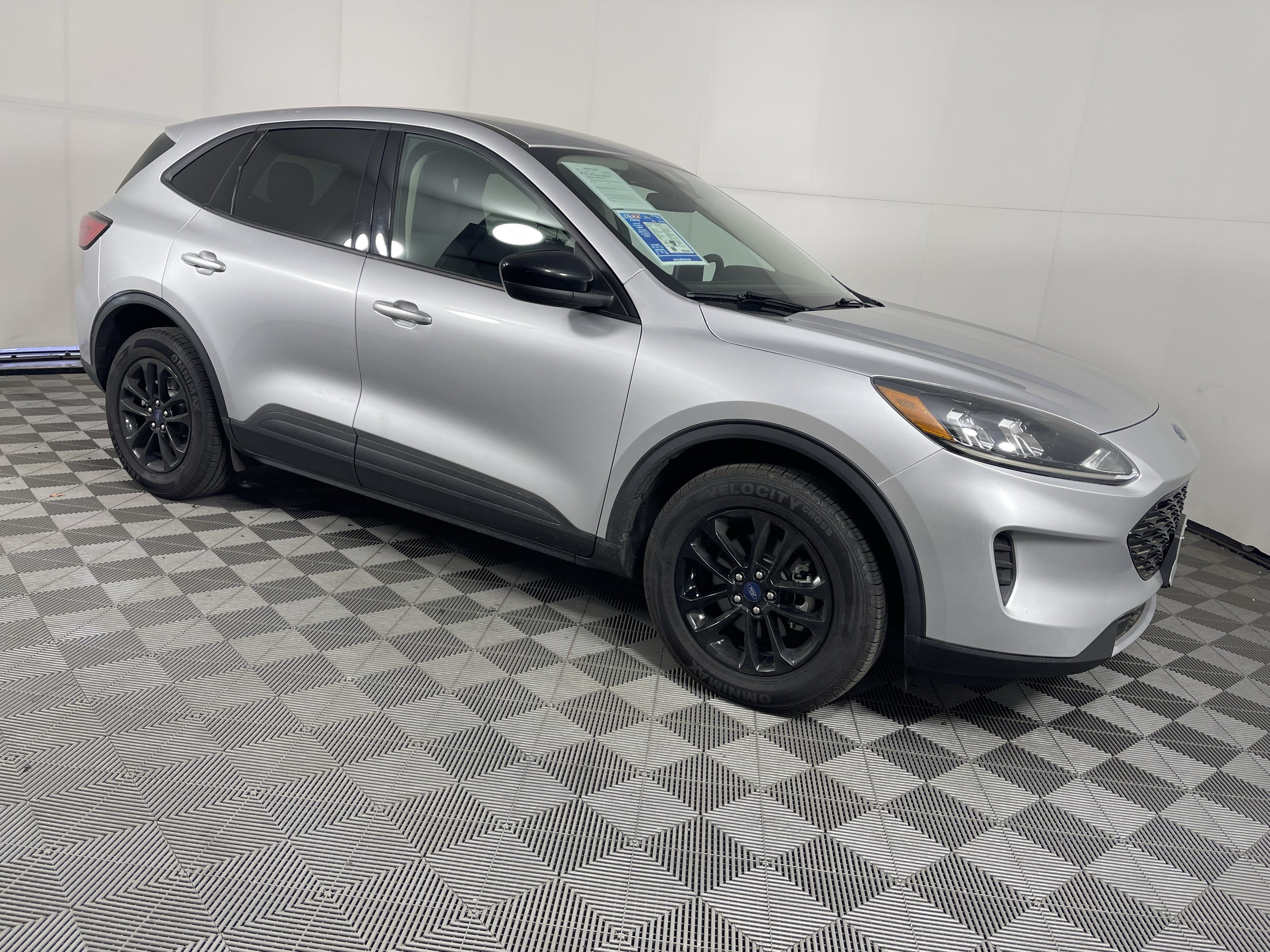 Used 2020 Ford Escape SE Sport AWD/4WD image 7