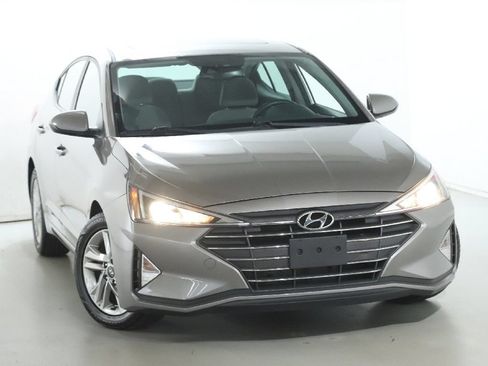 Used 2020 Hyundai Elantra Value Edition w/ Cargo Package (C1) FWD image 2