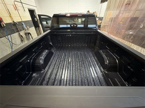 Certified 2025 GMC Sierra 1500 Elevation image 24