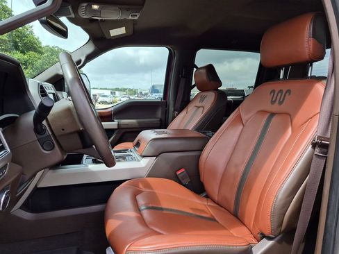 Used 2019 Ford F150 King Ranch w/ Equipment Group 601A Luxury AWD/4WD image 14