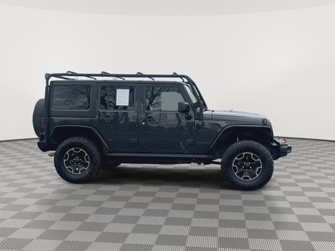 Used 2017 Jeep Wrangler Unlimited Rubicon image 2