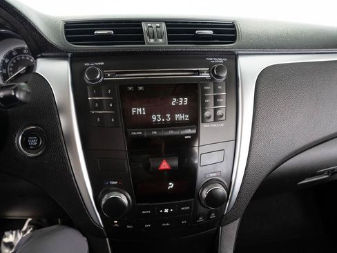 Used 2012 Suzuki Kizashi SE AWD/4WD image 14