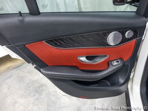 Used 2018 Mercedes-Benz GLC 300 GLC 300 image 28