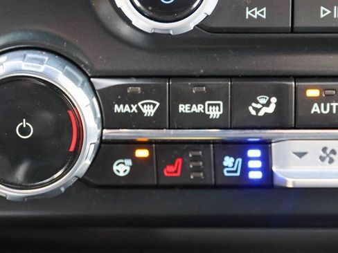 Used 2023 Ford F250 Platinum w/ Tremor Off-Road Package image 27