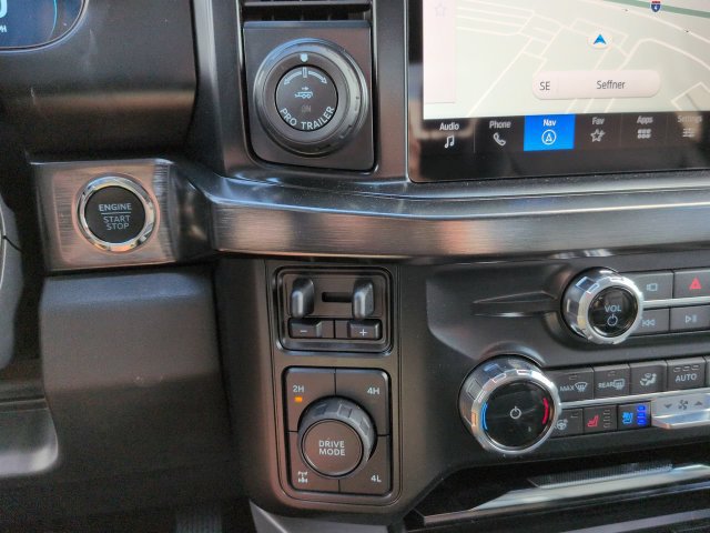 New 2026 Ford F250 Lariat w/ Black Appearance Package AWD/4WD image 29