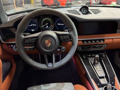 Used 2023 Porsche 911 GT3 RS AWD/4WD image 17