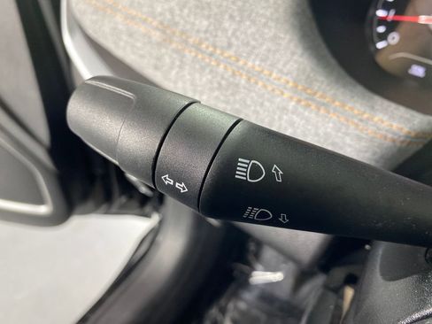 Used 2022 Jeep Compass Sport image 16