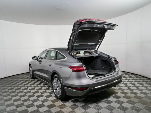 Used 2025 Audi A6 e-tron Premium w/ Ultra Package RWD image 32