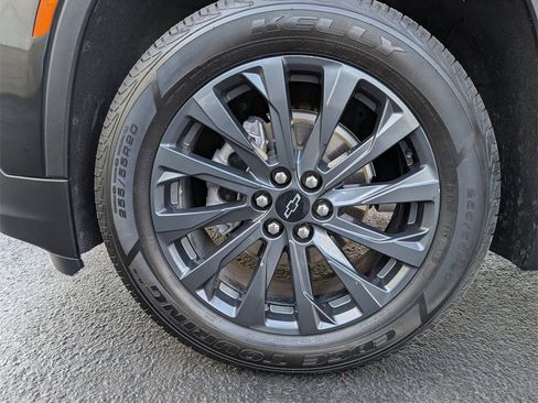 Certified 2023 Chevrolet Traverse RS image 7