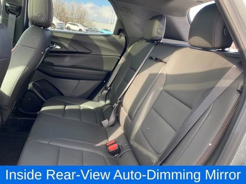 Used 2025 Chevrolet TrailBlazer RS w/ Convenience Package image 19