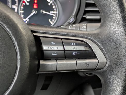 Used 2022 MAZDA MAZDA3 s image 16