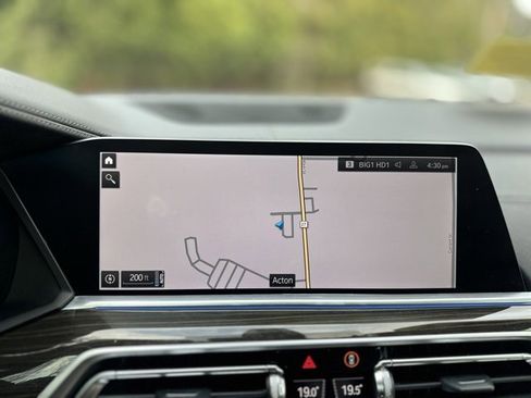 Used 2023 BMW X5 xDrive45e image 10