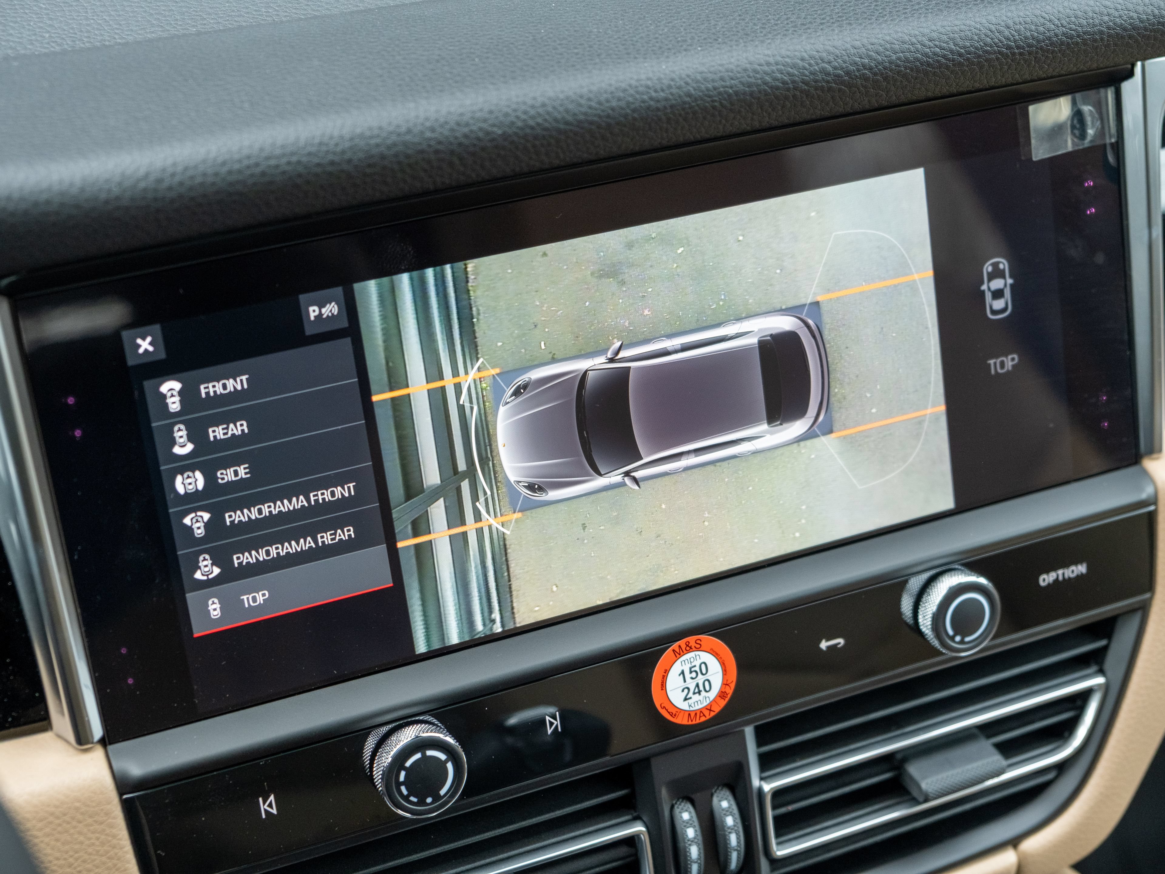 Certified 2026 Porsche Macan AWD/4WD image 30
