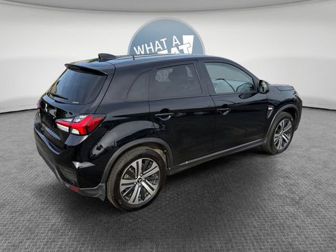 Used 2020 Mitsubishi Outlander Sport ES AWD/4WD image 3