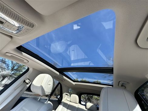 Used 2020 Mercedes-Benz GLE 450 4MATIC image 22