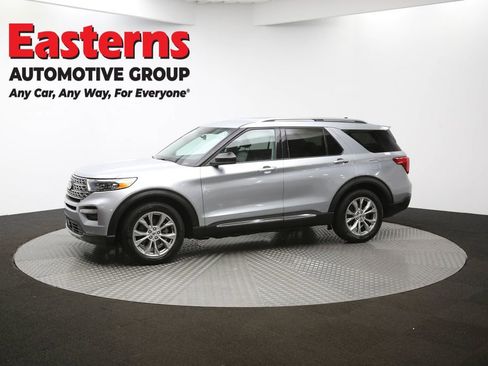 Used 2024 Ford Explorer Limited image 58