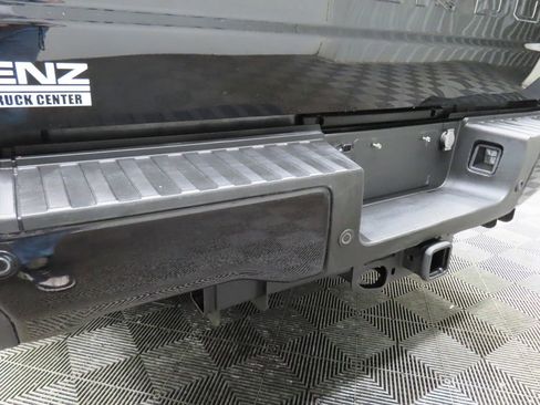 Used 2023 Ford F250 Lariat w/ Lariat Ultimate Package image 48