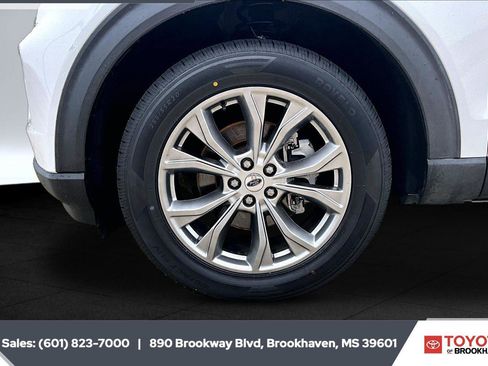 Used 2022 Ford Explorer Limited AWD/4WD image 8