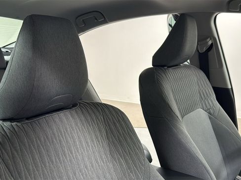 Used 2026 Toyota Camry LE image 19