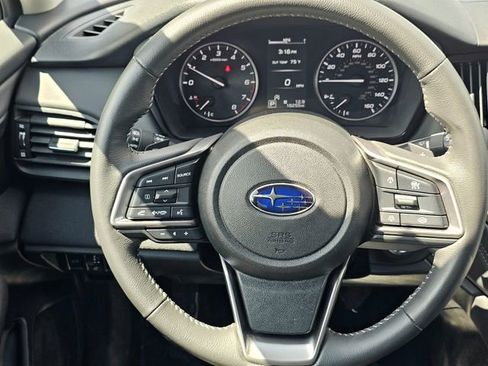 Used 2025 Subaru Outback Premium w/ Popular Package #1A AWD/4WD image 29