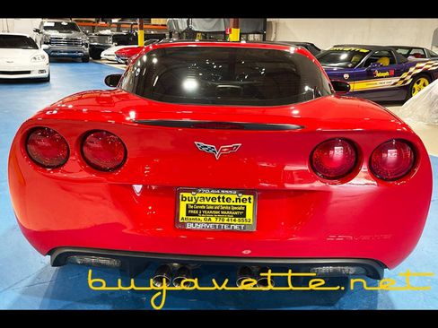 Used 2006 Chevrolet Corvette Coupe w/ Preferred Equipment Group RWD image 5