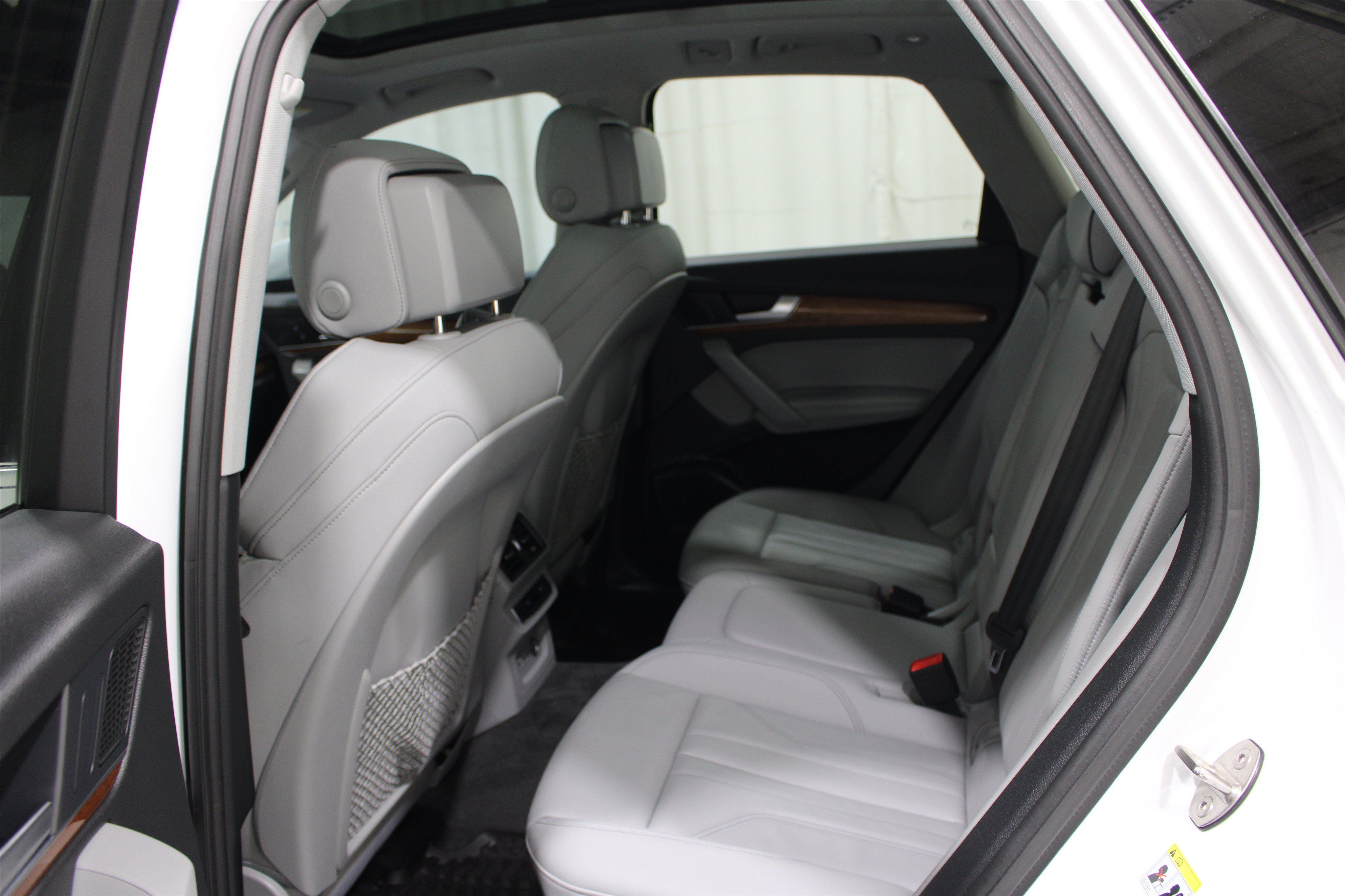 Used 2022 Audi Q5 e Premium Plus AWD/4WD image 22