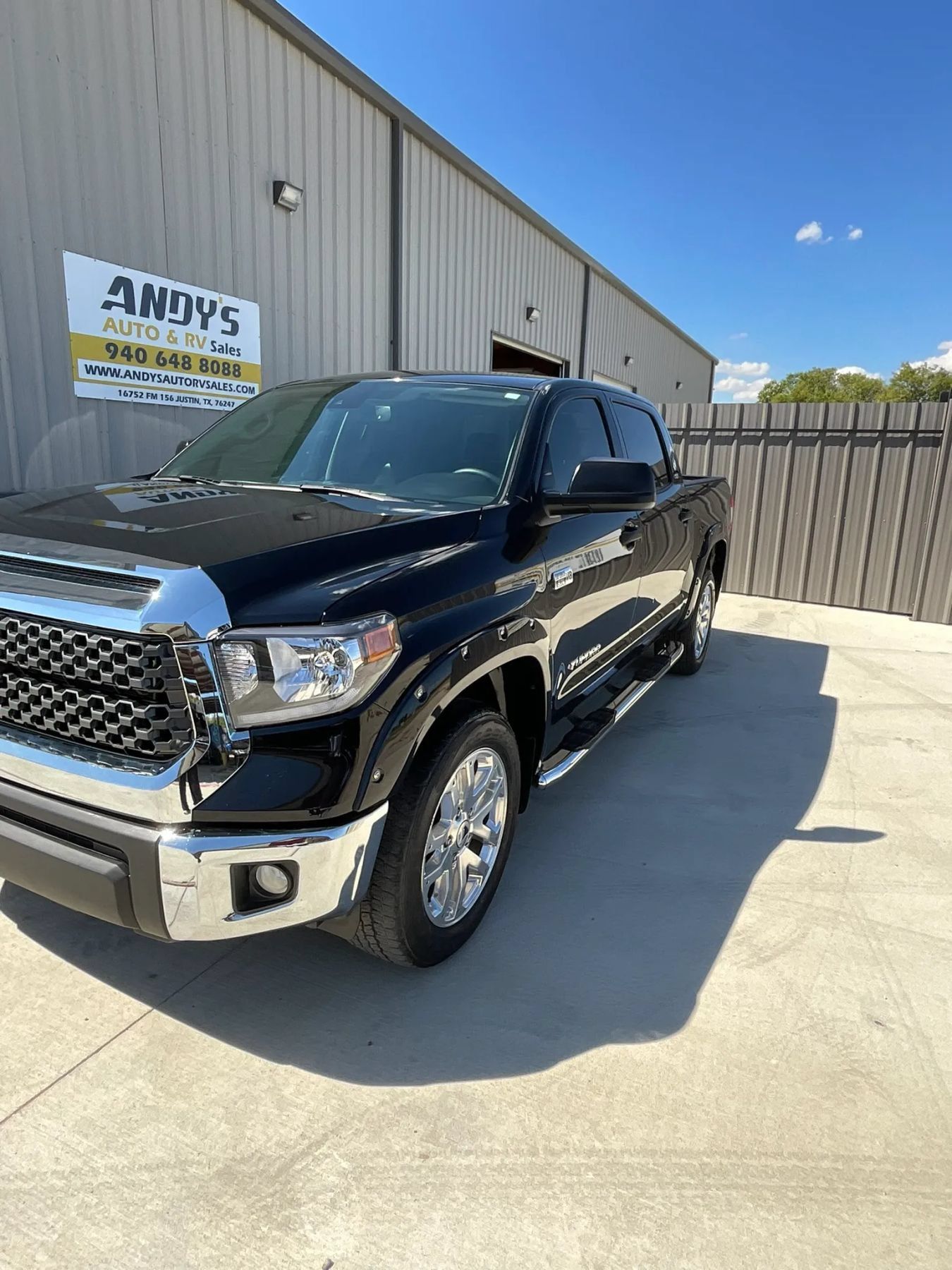 Used 2021 Toyota Tundra SR5 w/ SR5 Leather Package RWD image 5