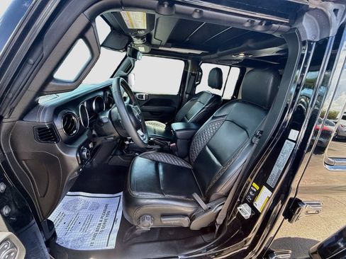 Used 2023 Jeep Wrangler Unlimited Sahara AWD/4WD image 23