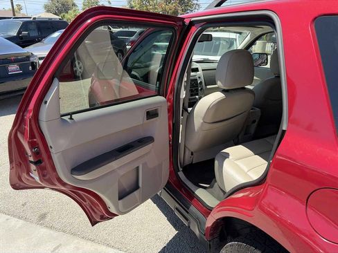 Used 2008 Ford Escape XLT FWD image 11