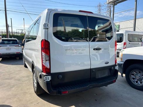 Used 2019 Ford Transit 350 XLT image 4