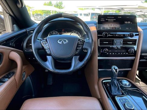 Certified 2024 INFINITI QX80 Sensory AWD/4WD image 7