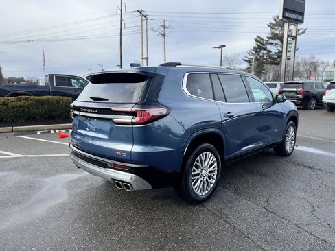 Used 2024 GMC Acadia Denali image 7