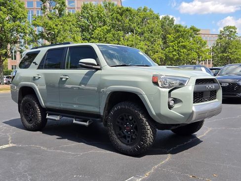 Used 2022 Toyota 4Runner TRD Off-Road Premium w/ Moonroof Package AWD/4WD image 8