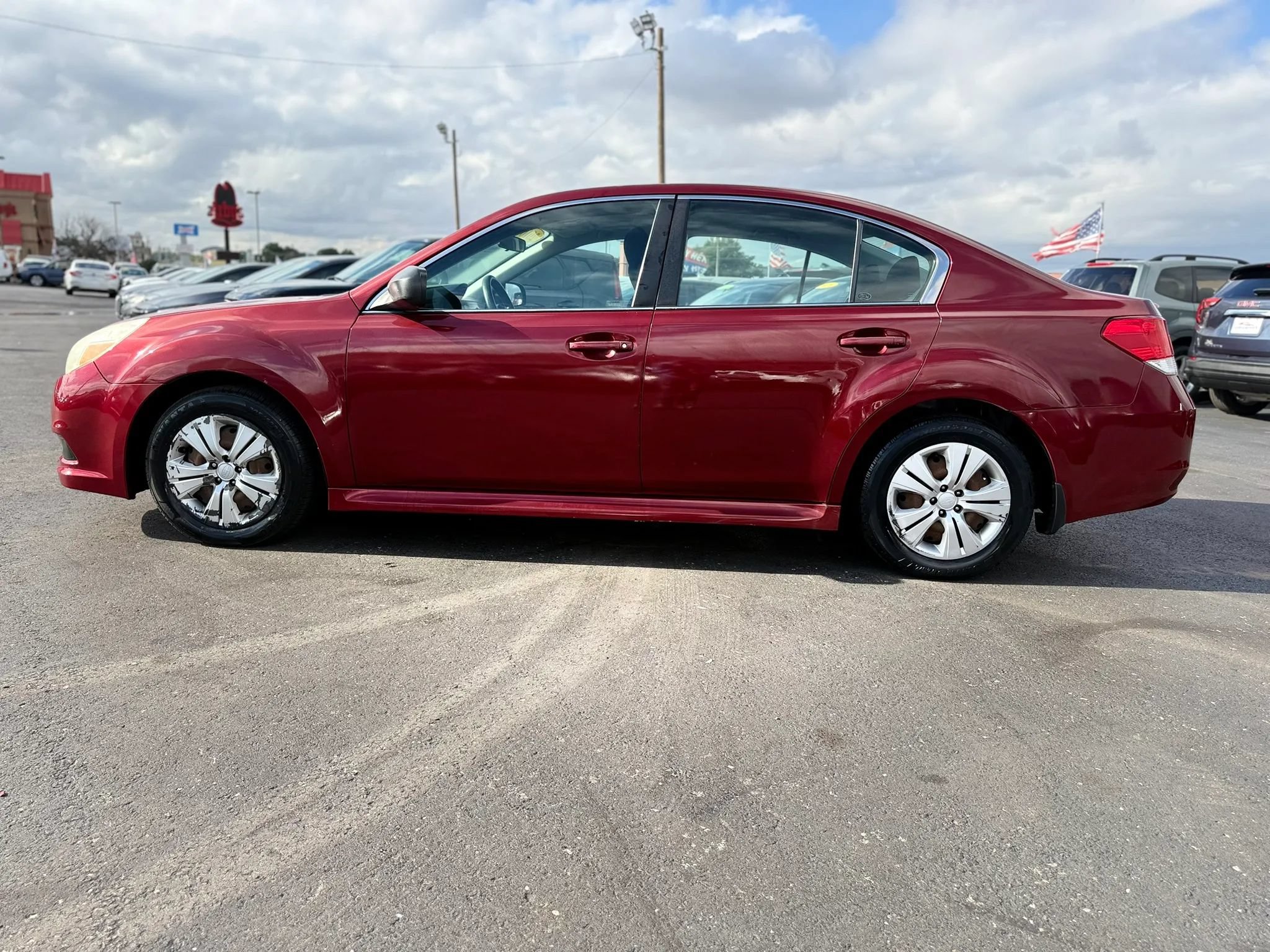 Used 2010 Subaru Legacy 2.5i AWD/4WD image 6
