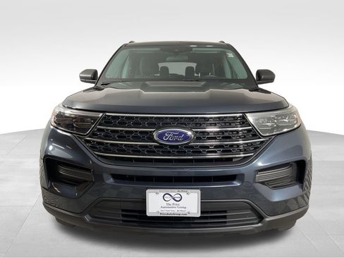 Used 2023 Ford Explorer XLT w/ Class IV Trailer Tow Package AWD/4WD image 3