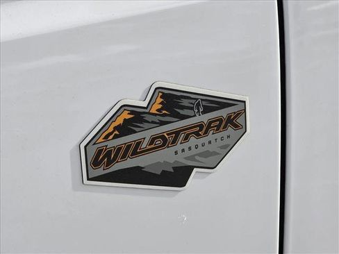 Used 2024 Ford Bronco Wildtrak image 10