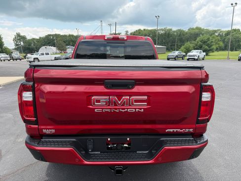 Used 2024 GMC Canyon AT4X AWD/4WD image 9