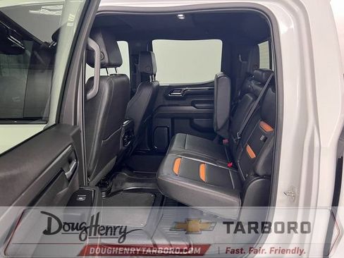 Used 2023 GMC Sierra 1500 AT4 w/ Technology Package AWD/4WD image 33