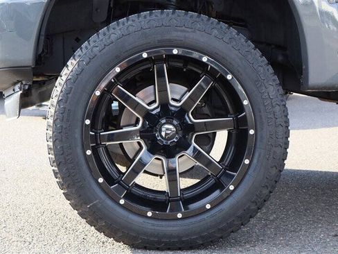 Used 2018 Ford F150 Lariat w/ Equipment Group 501A Mid AWD/4WD image 12