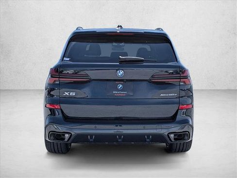 New 2026 BMW X5 xDrive50e w/ M Sport Package AWD/4WD image 7
