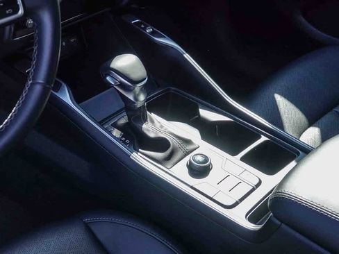 Certified 2023 Kia Sorento S w/ Panoramic Sunroof Package image 15