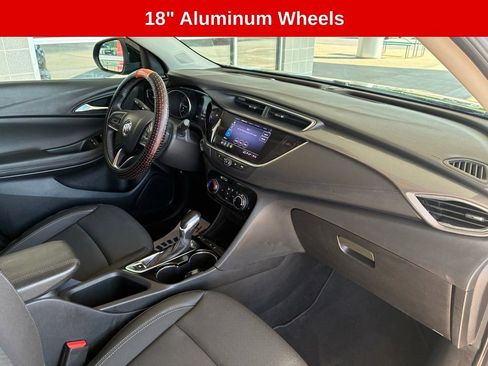 Used 2022 Buick Encore GX Preferred w/ Sport Touring Package FWD image 12