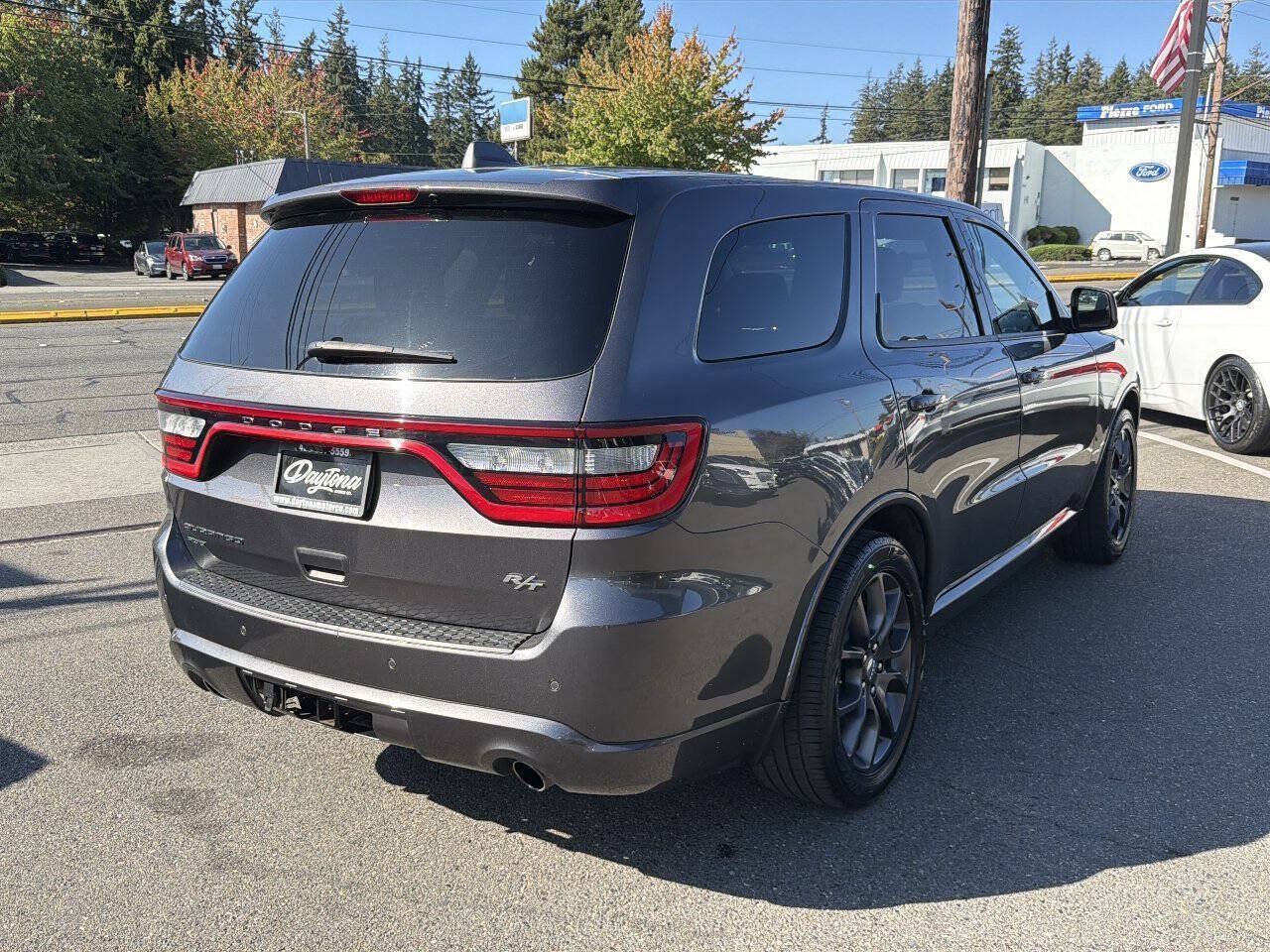 Used 2017 Dodge Durango R/T AWD/4WD image 8
