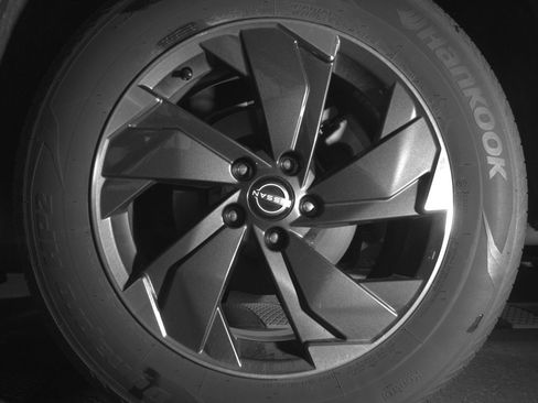 Used 2025 Nissan Rogue SV AWD/4WD image 14