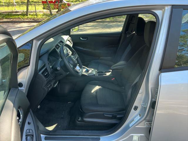 Used 2018 Nissan Leaf S w/ S Charge Package FWD image 11