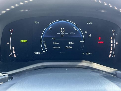 Used 2025 Toyota Camry SE FWD image 17